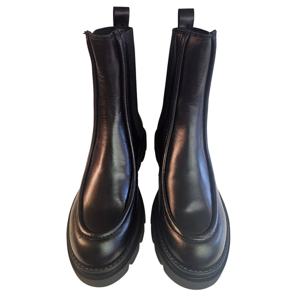 Weekend, Chelseaboot in Schwarz
