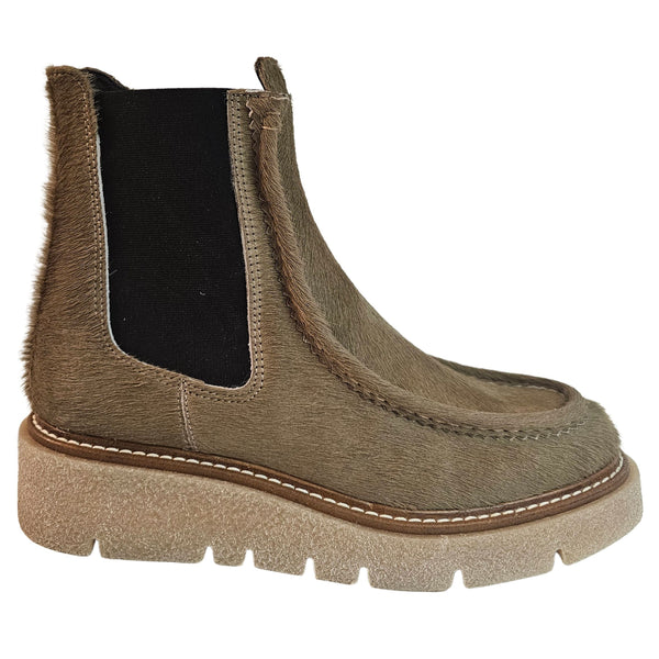 Weekend, Stiefelette aus beigem Ponyfell