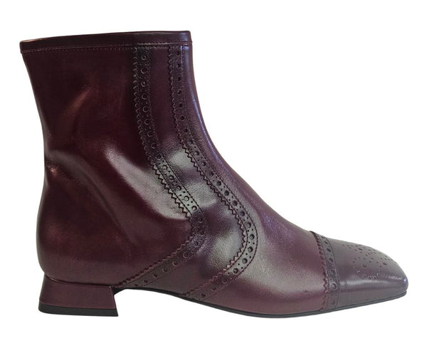 ZINDA, flache Stiefelette in Bordeaux