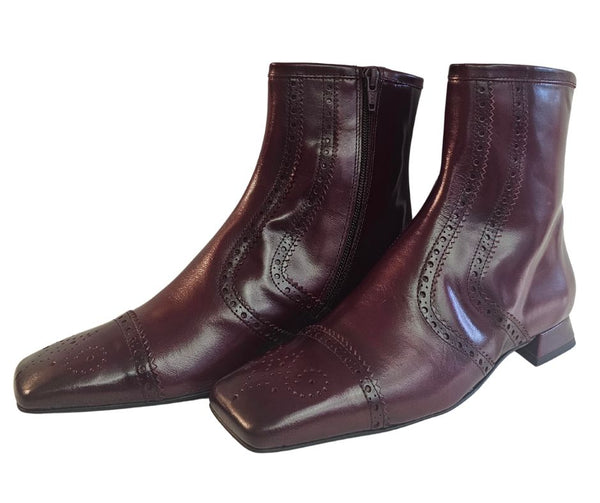 ZINDA, flache Stiefelette in Bordeaux
