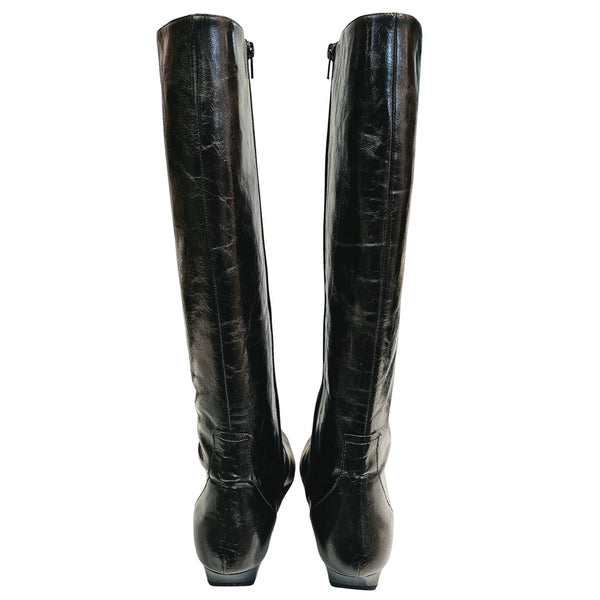 ZINDA, flacher Stiefel in dunklem Olive