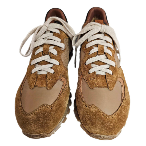 Elia Maurizi, cognacfarbener Sneaker in Wildleder