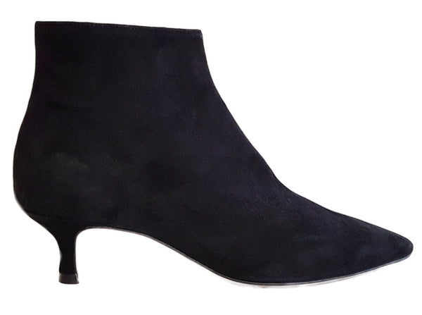 Mara Bini, schwarze Wildleder-Stiefelette mit Kittenheel