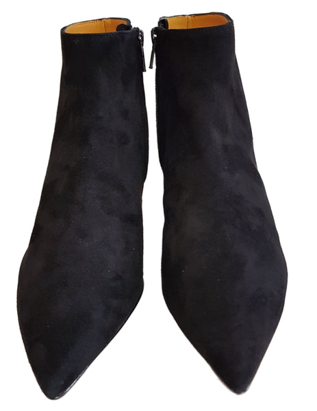 Mara Bini, schwarze Wildleder-Stiefelette mit Kittenheel