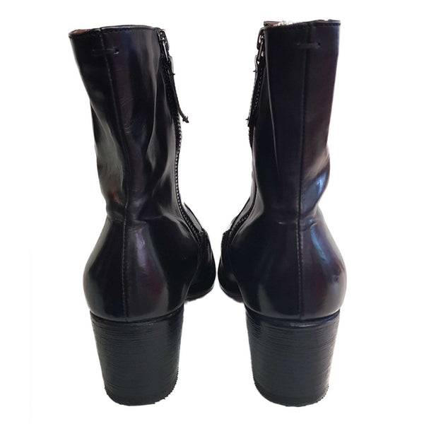 Cordwainer, schwarze Stiefelette mit Paspelierung