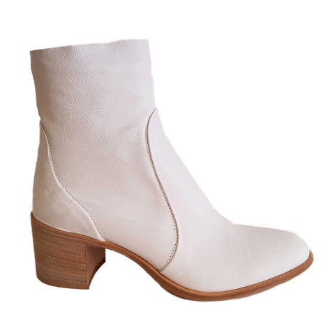 Ducanero, Stiefelette in Weiß