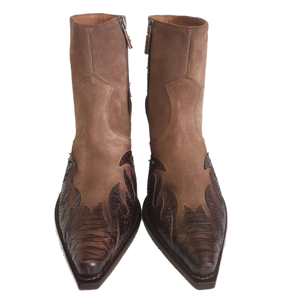 Ghost, camelfarbene Wildleder-Stiefelette mit Applikationen