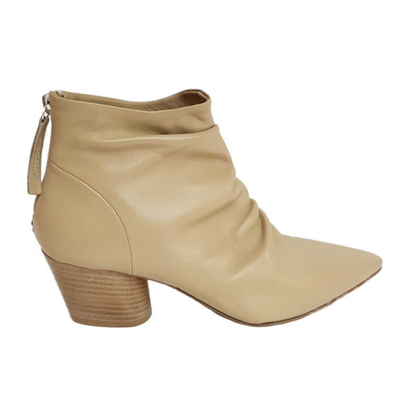 Halmanera, Stiefelette in Beige