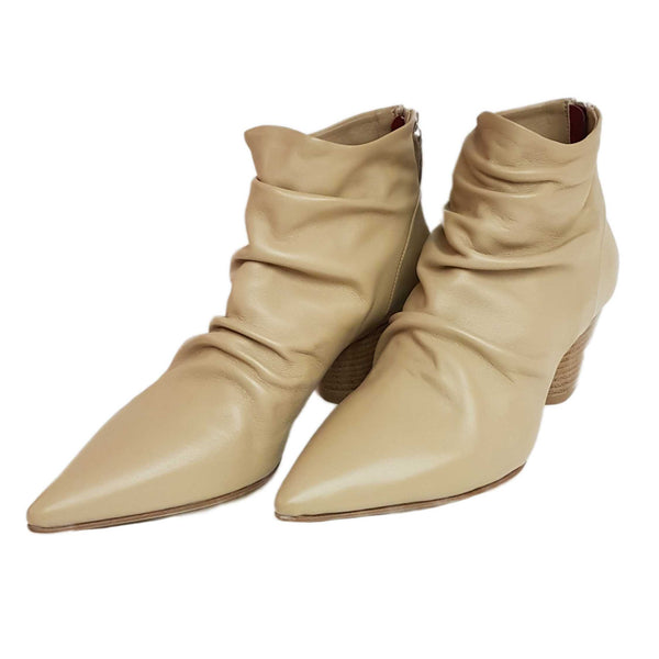 Halmanera, Stiefelette in Beige