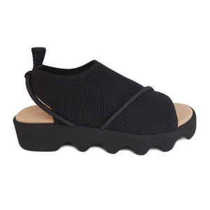 Issey Miyake, Sandalette in Schwarz