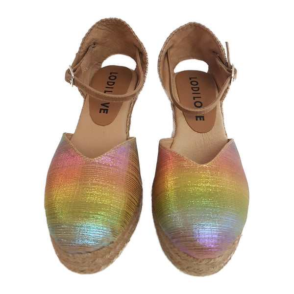 Lodi Love, Wedge in Regenbogenfarben