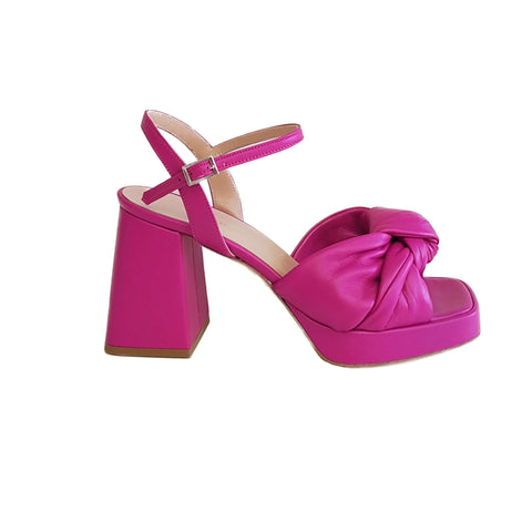 Milliways, Plateau-Sandalette mit Knoten in Fuchsia