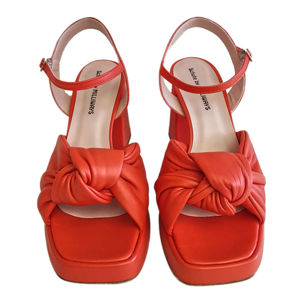 Milliways, Plateau-Sandalette mit Knoten in Koralle