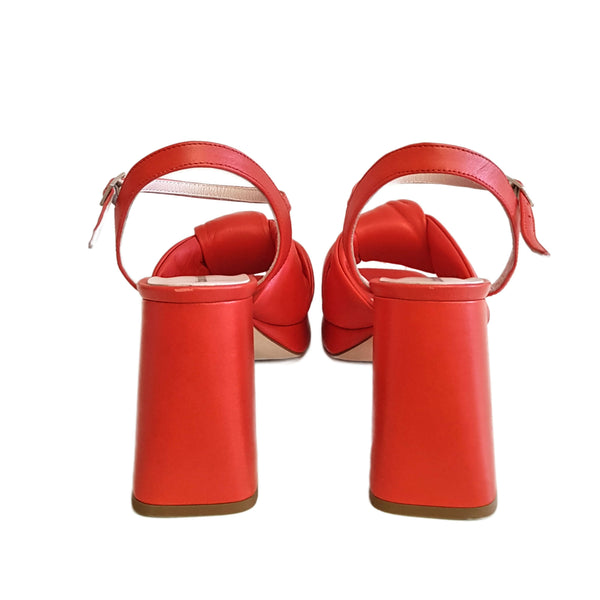 Milliways, Plateau-Sandalette mit Knoten in Koralle